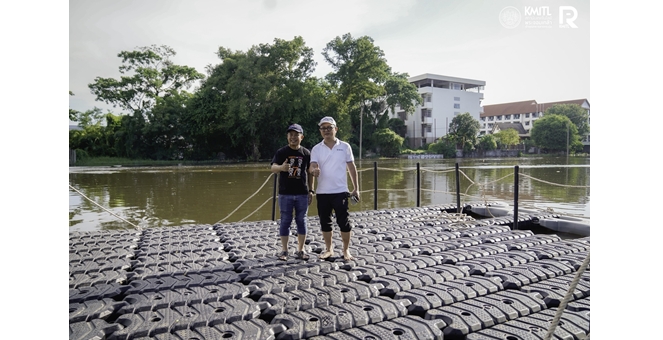 สจล. ร่วมกับ เอสซีจี เคมิคอลส์ นำนวัตกรรม “ทุ่นลอยน้ำคุณภาพสูง” ประยุกต์เป็นแพกู้ภัย เพื่อให้ความช่วยเหลือและเข้าถึงผู้ประสบอุทกภัยชุมชนริมคลองประเวศบุรีรมย์